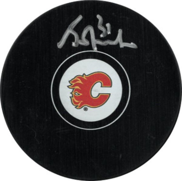 Picture of Athlon Sports CTBL-029995 Grant Fuhr Signed Calgary Flames Logo&#44; No. 31- Beckett Witnessed Hockey Puck