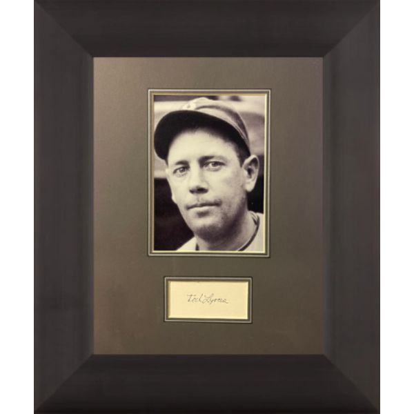 CTBL-f31245 5 x 7 in. Ted Lyons Signed 3 x 5 in. Cut signature with Chicago White Sox B&W Photo, Matted & Framed - Beckett Review