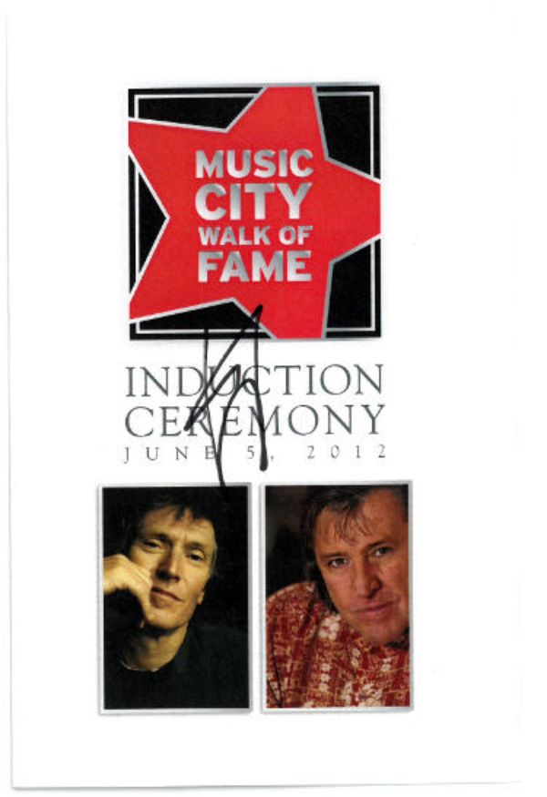 Picture of RDB Holdings & Consulting CTBL-034717 5.5 x 8.5 in. Steve Winwood Signed 2012 Music City Walk Of Fame Induction Ceremony Program 4 Page COA Music Autographed