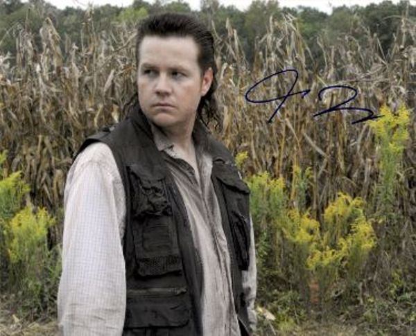 CTBL-034989 8 x 10 in. Josh Mcdermitt Signed the Walking Dead Eugene Porter Photo - COA