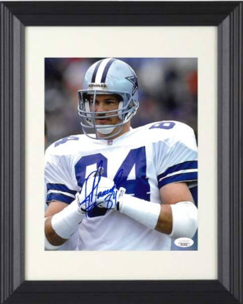 Picture of RDB Holdings & Consulting CTBL-F26215 8 x 10 in. No.84 Jay Novacek Signed Dallas Cowboys Photo Custom Framing - Close Up