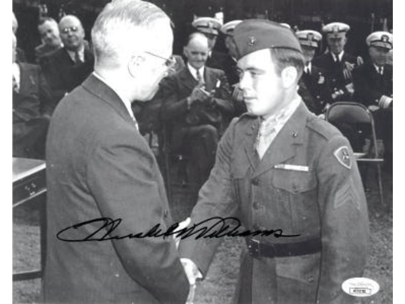 CTBL-034127 Hershel W. Williams Signed WWII Vintage B&W 8 x 10 in. Photo - JSA No.AC92781 - Medal of Honor Oct 5 1945 with Harry Truman
