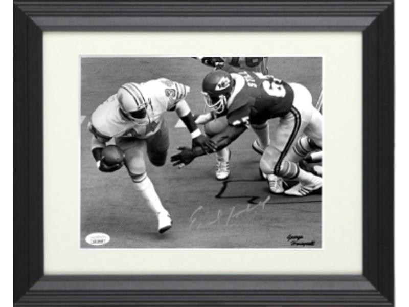 CTBL-F38430 Earl Campbell Signed Houston Oilers Vintage B&W 8 x 10 in. Custom Framing Photo - JSA Witnessed No.WB118919