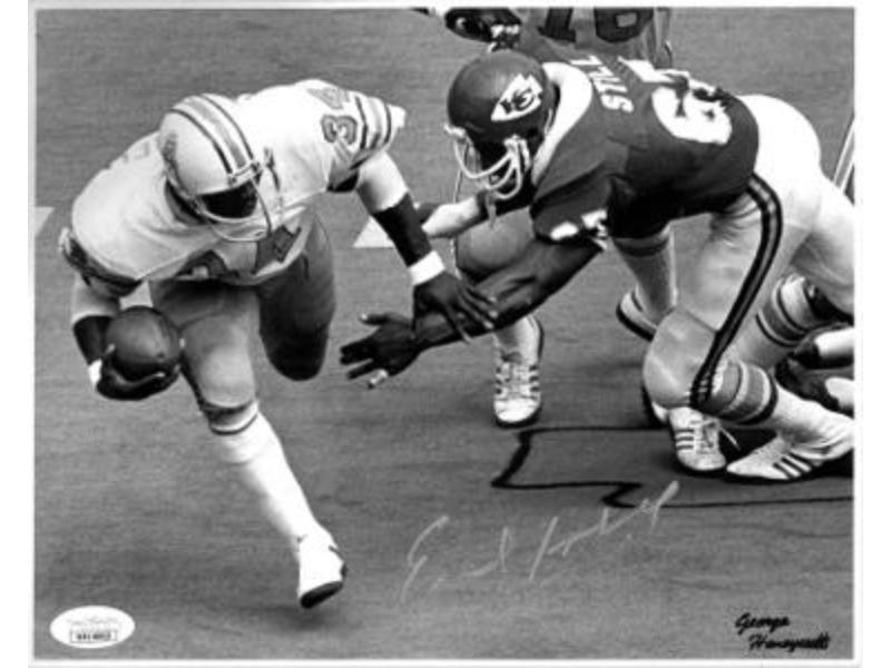 CTBL-038430 Earl Campbell Signed Houston Oilers Vintage B&W 8 x 10 in. Photo - JSA Witnessed No.WB118919