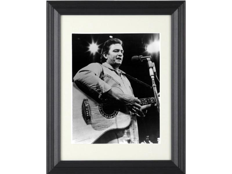 CTBL-F38579 Johnny Cash The Man Vintage B&W 8 x 10 in. Custom Framing Photo, Black