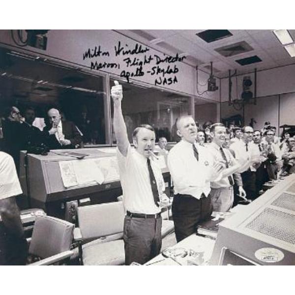 CTBL-034052 Milton Windler Signed NASA Apollo Flight Director B&W 8 x 10 in. Photo - JSA No.AC92710- Maroon Flight & Skylab