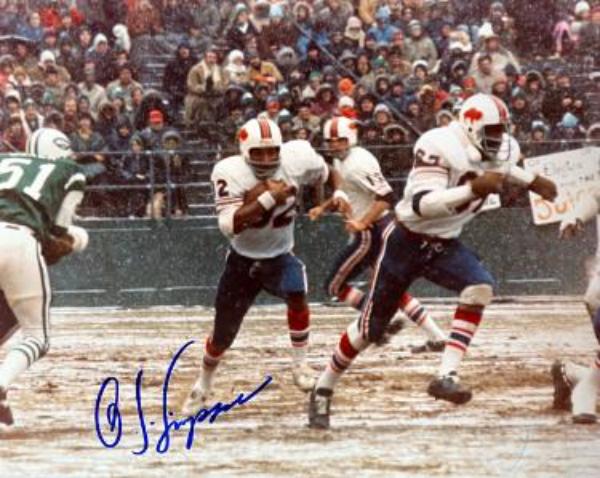 CTBL-042719 OJ & O.J. Simpson Signed Buffalo Bills Vintage 8 x 10 in. Photo - NFL Alumni, LOA - HOF & Heisman