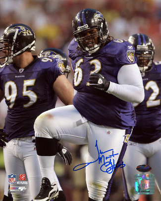 CTBL-011033 Terrence Cody Signed Baltimore Ravens 8 x 10 Photo with Mount- Tri-Star Hologram