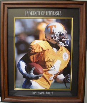 Picture of Athlon CTBL-002913a Donte Stallworth Signed Tennessee Vols 16 x 20 Photo Custom Framed