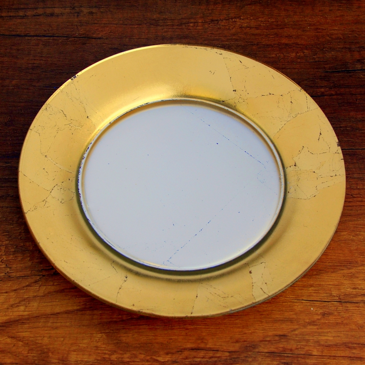 Picture of Red Pomegranate 0982-1 Gilt Eclipse Salad Plate, Silver & Gold