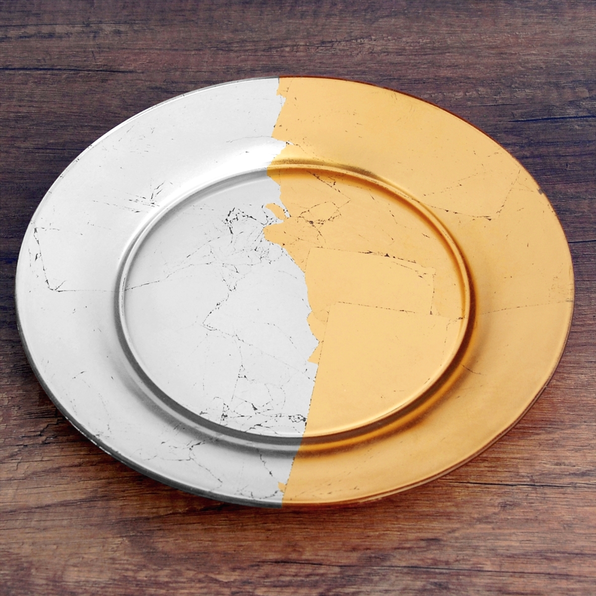 Picture of Red Pomegranate 0984-4 Gilt Edge Salad Plate, Silver & Gold