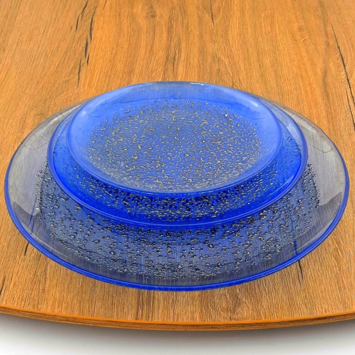 Picture of Red Pomegranate Collection 0964-7 Isla Dinner Plate Set, Indigo & Bronze - 12 Piece