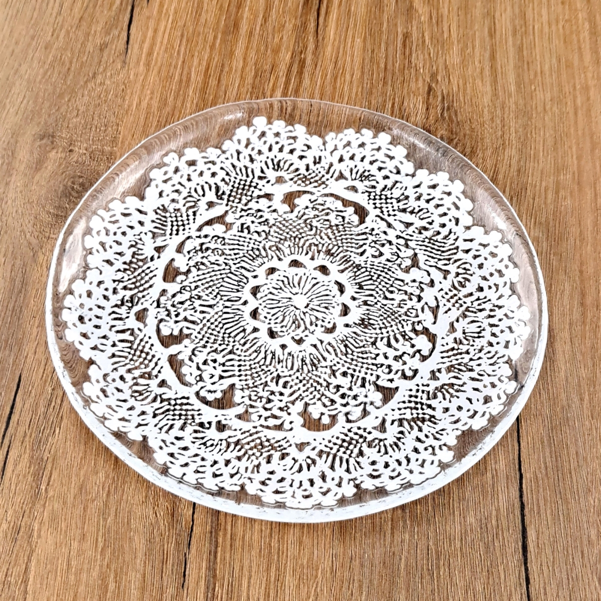 Picture of Red Pomegranate Collection 4051-0 8.25 in. Lille Salad Plates - Set of 4