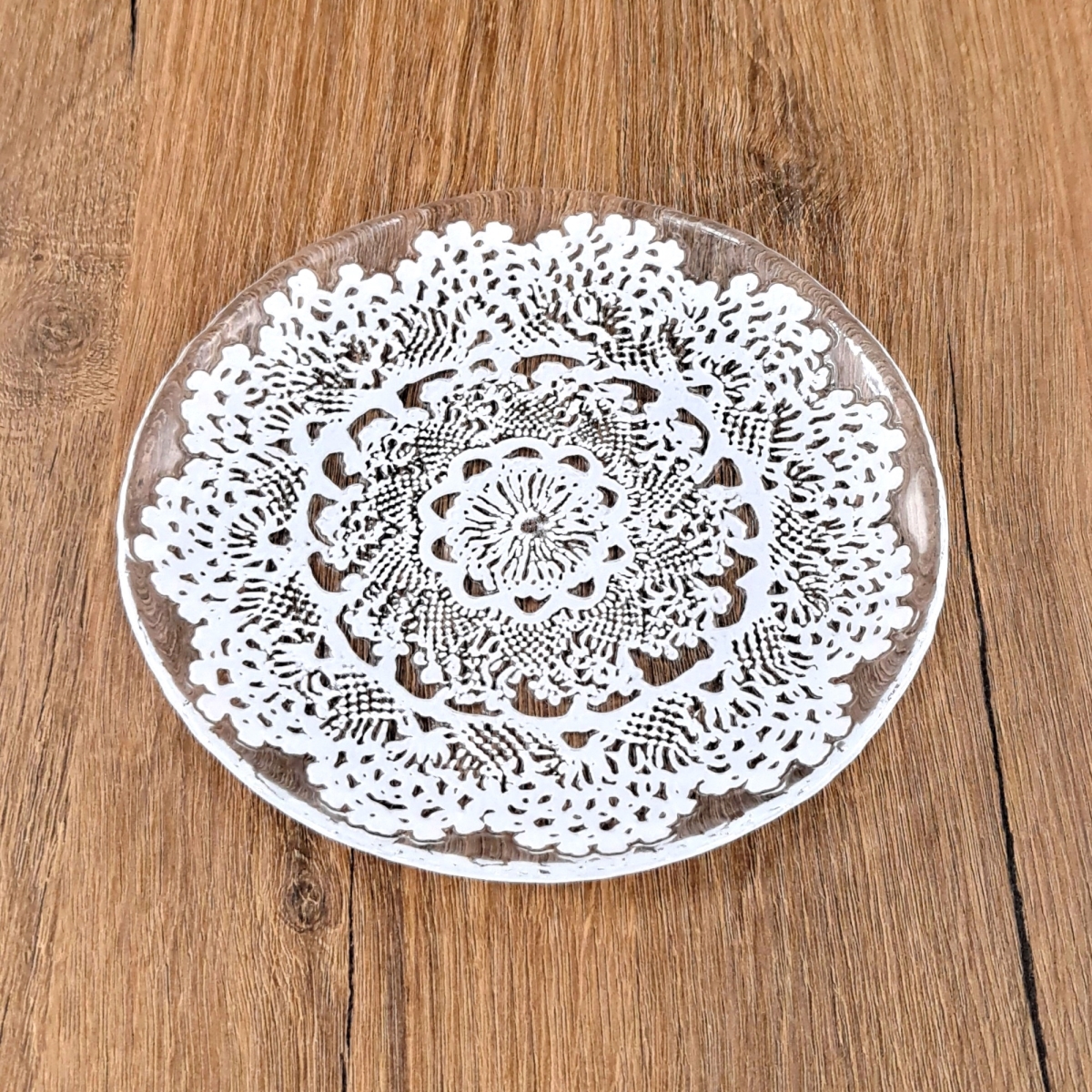 Picture of Red Pomegranate Collection 7050-0 7 in. Lille Canape Plate