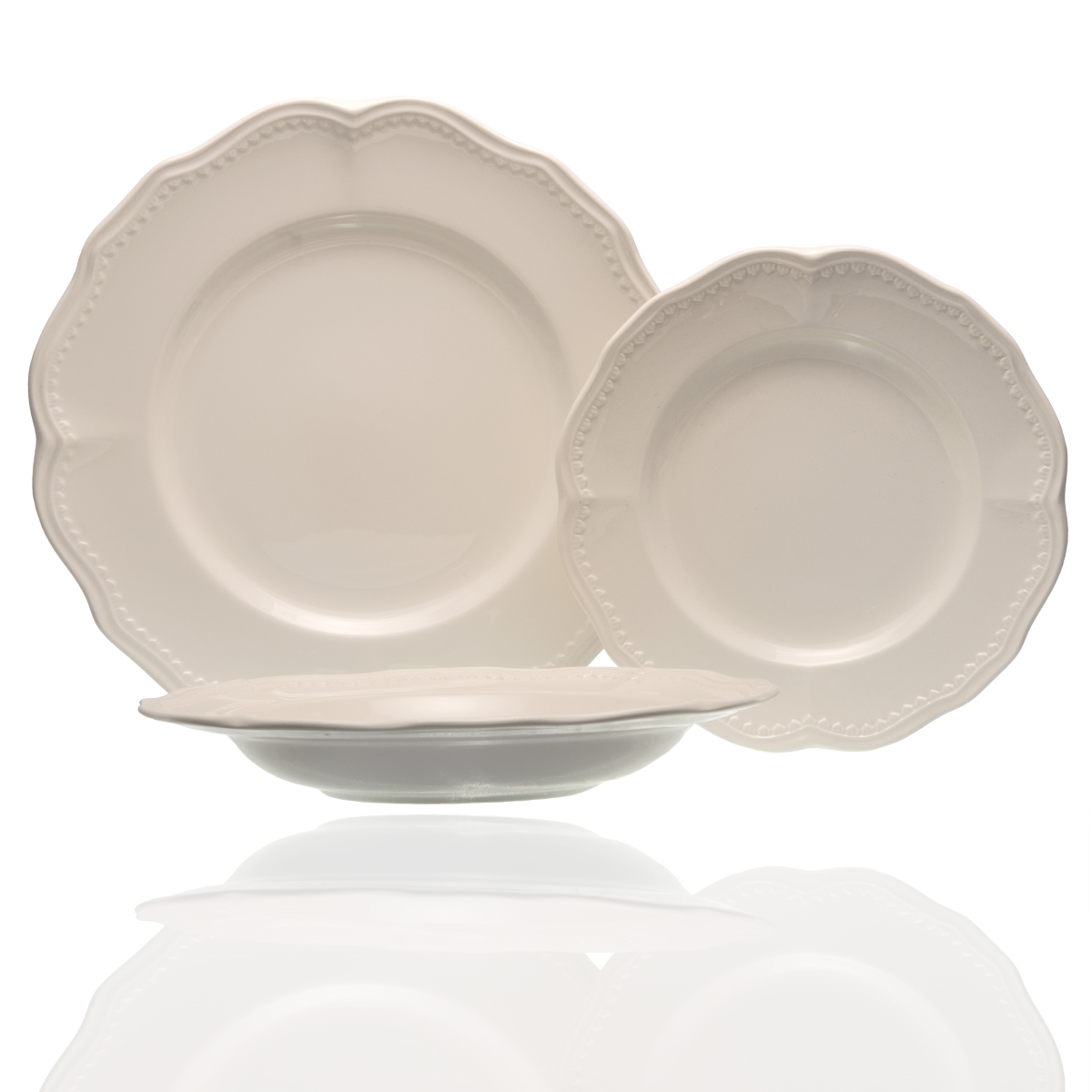 Picture of Red Vanilla FN900-018 Classic White Dinner Set - 18 Piece