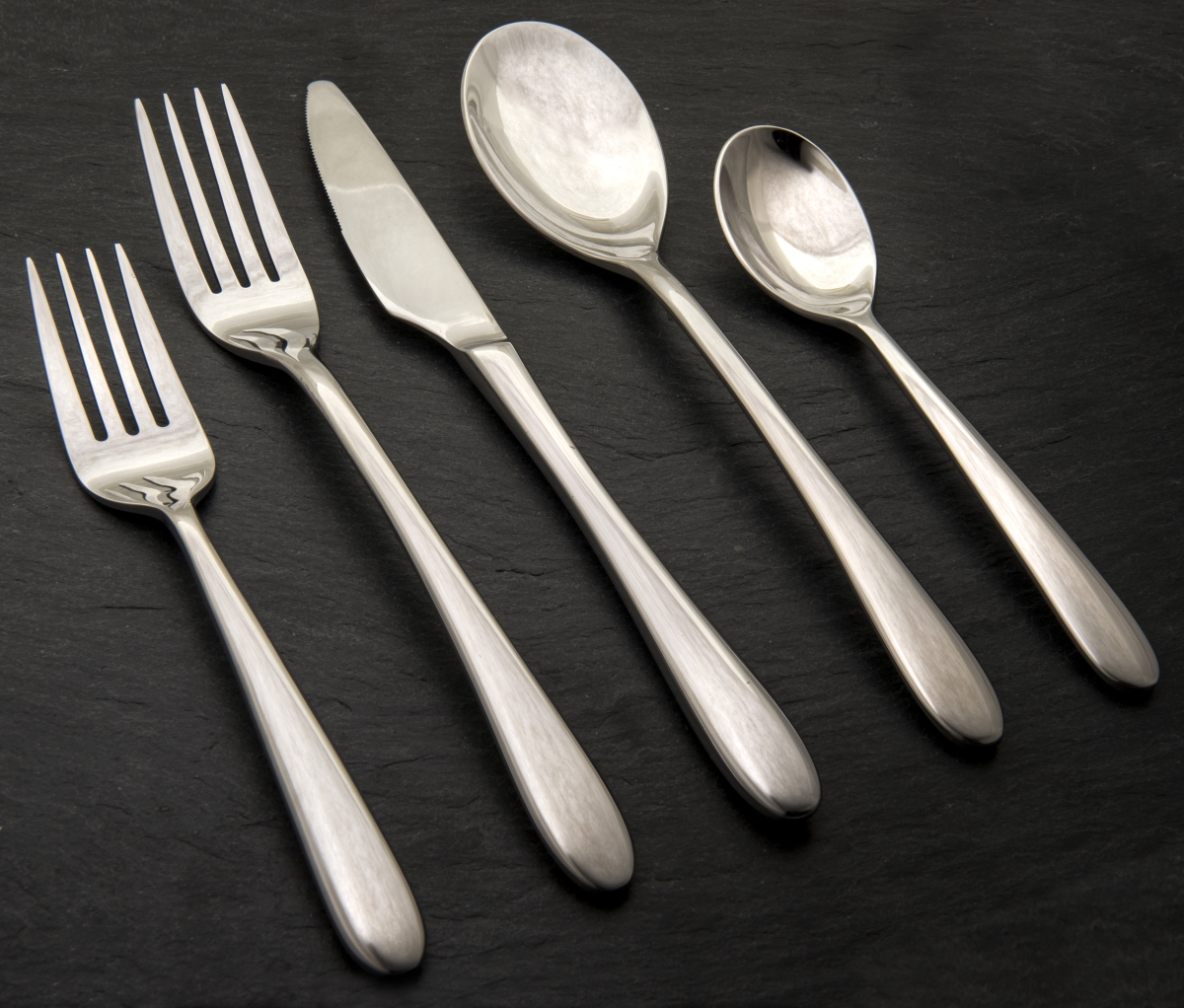 Picture of Red Vanilla LC160-020 Solitude Flatware Set - 20 Piece