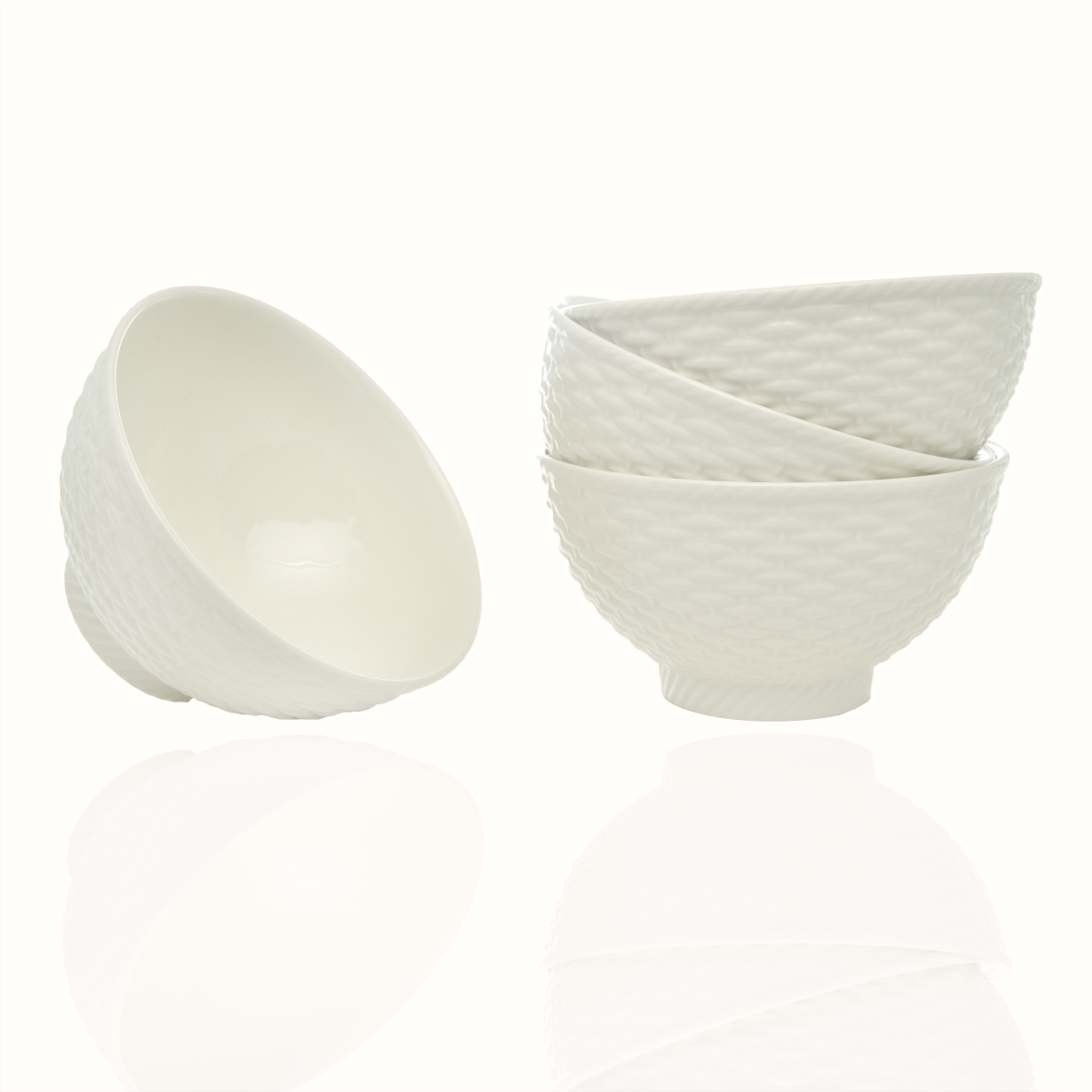 Picture of Red Vanilla FC900-421 20 oz Nantucket White Fruit Bowls - 5.5 in. - Set of 4