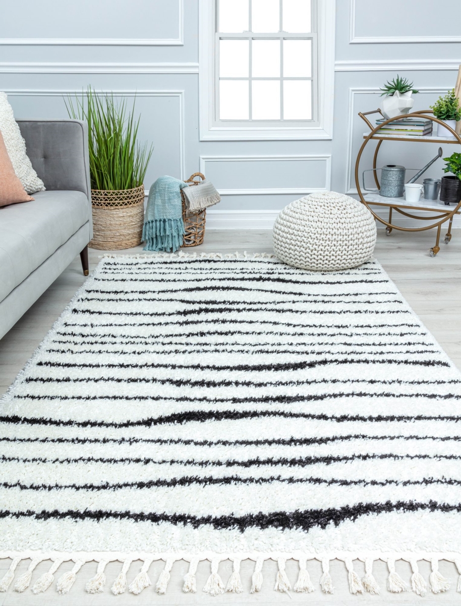 RA32547 2 ft. 6 in. x 4 ft. BT10A Daydream White Stripe Modern Area Rug