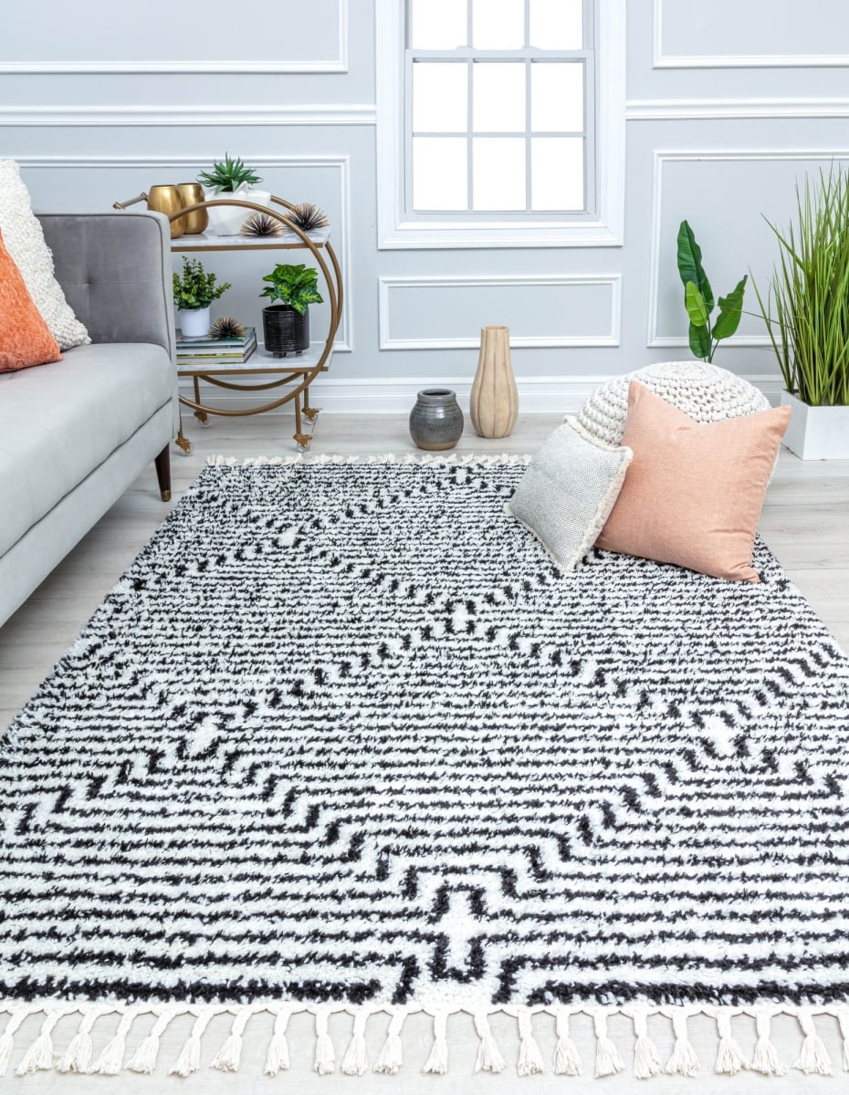 RA32571 2 ft. 6 in. x 4 ft. BT20D Night Odyssey Stripe & Diamond Modern White Area Rug