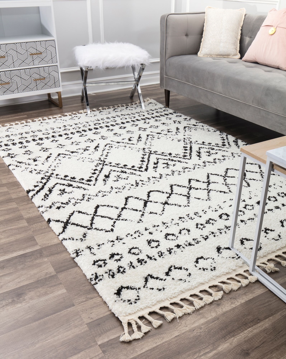 RA28934 2 ft. 2 in. x 4 ft. Moon MS10B Whisper White Tribal Moroccan Area Rug
