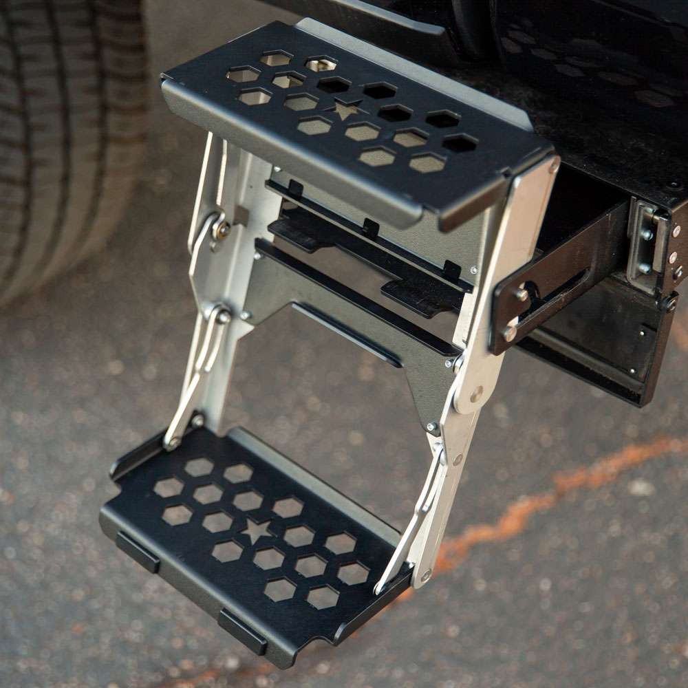 RS-900 9 in. R-Step Wide Step with Universal Flat Mount Brackets