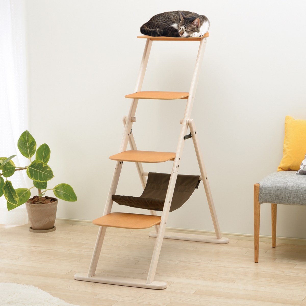 Picture of Richell 70009 Richell Cat Foldable Ladder, cat Tree, cat condo 49.5' H