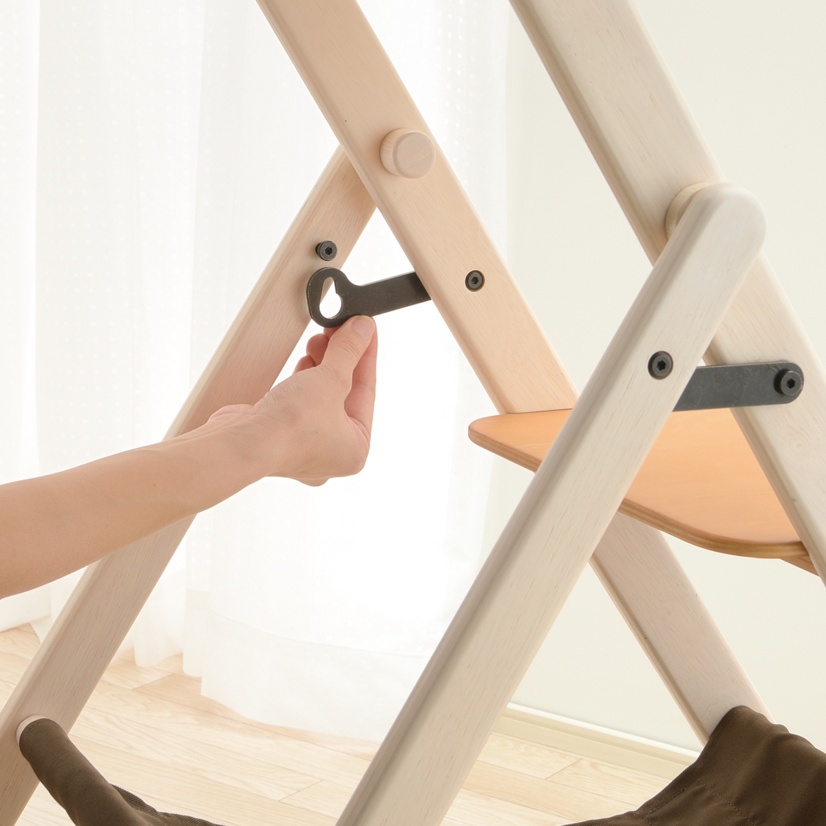 Picture of Richell 70009 Richell Cat Foldable Ladder, cat Tree, cat condo 49.5' H
