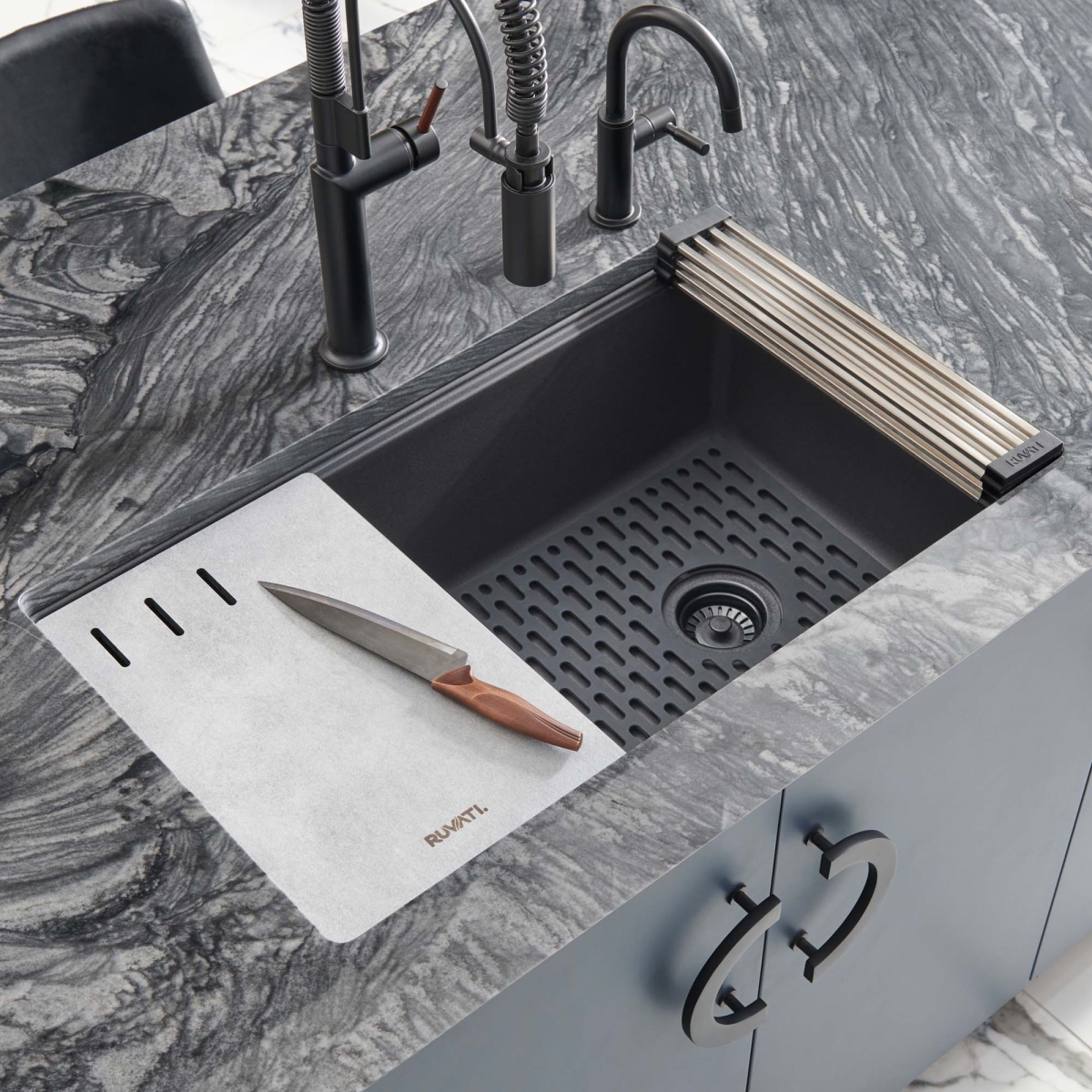 33 in. Undermount Workstation Granite Composite Kitchen Sink, Matte Black -  FinalCut, FI3725086