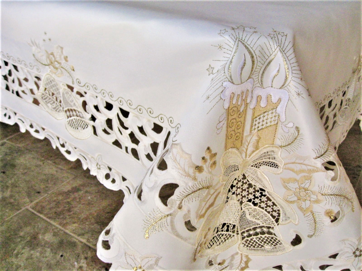 H8675-E-68x142 68 x 142 in. Gold Candle & Bells Tablecloth