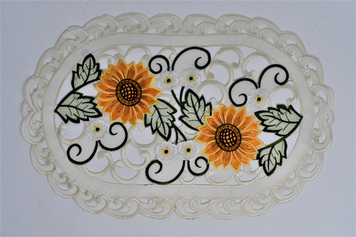 12 x 18 in. Sunflower on Cream Fabric Placemat