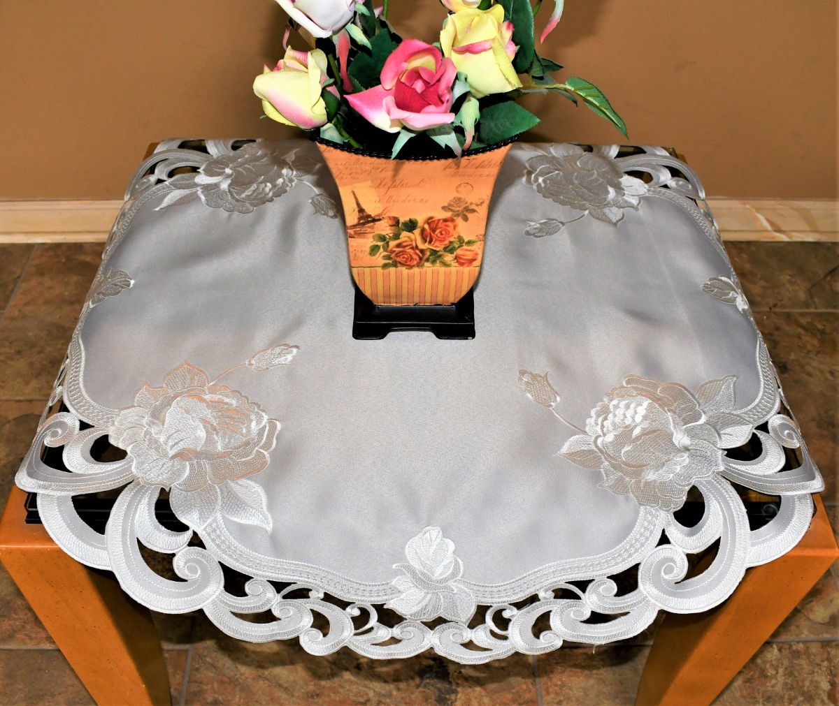 H9490-34x34RD 34 x 34 in. Slate Rose Round Table Topper