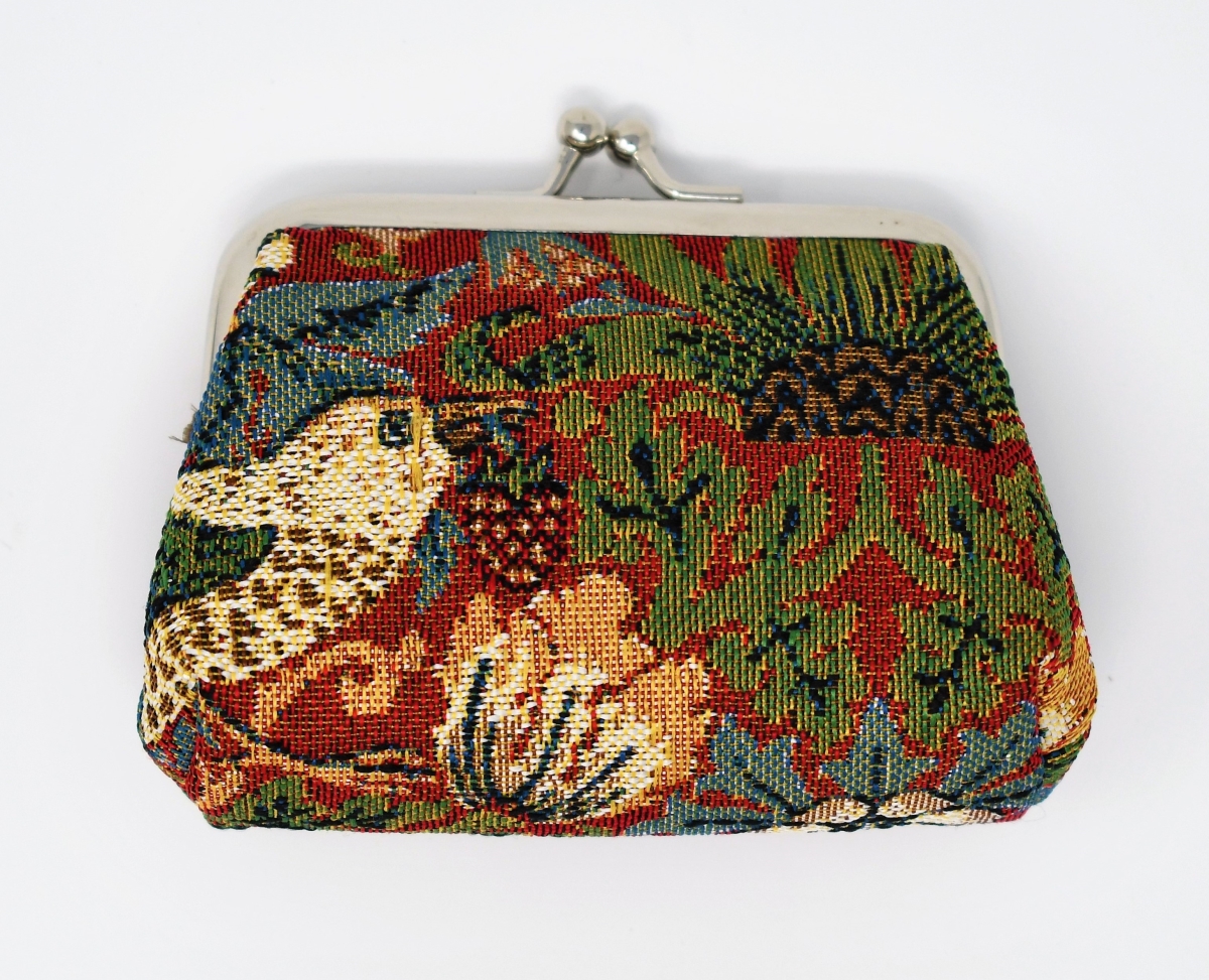 Tapestry Coin Purse with Clasp - Strawberry Thief