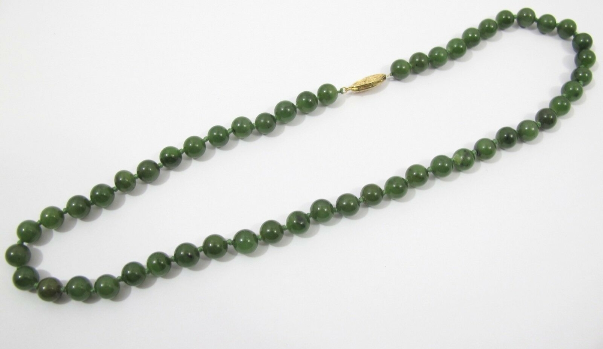 Hand Knotted Green Jade Round Bead Necklace