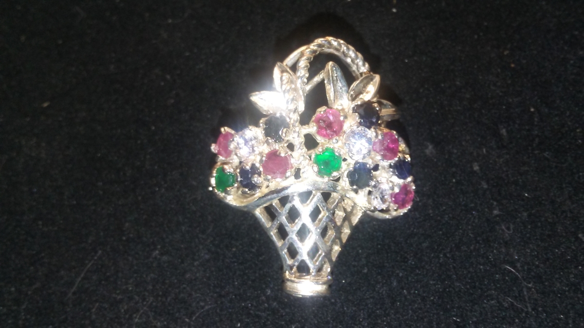 Picture of Designer Jewelry JF106S Flower Basket in 925 Sterling Silver Brooch