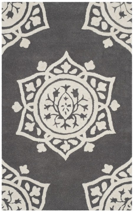 SAFAVIEH