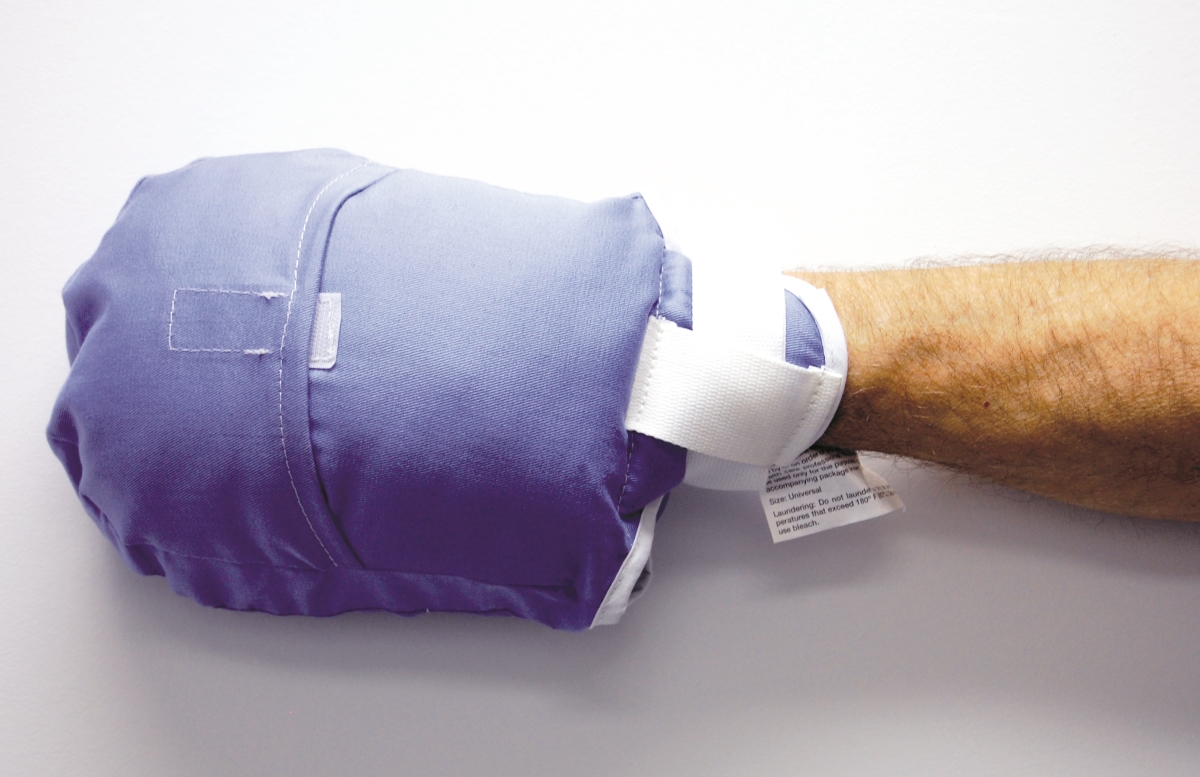 306125 EZ View Padded Mitts