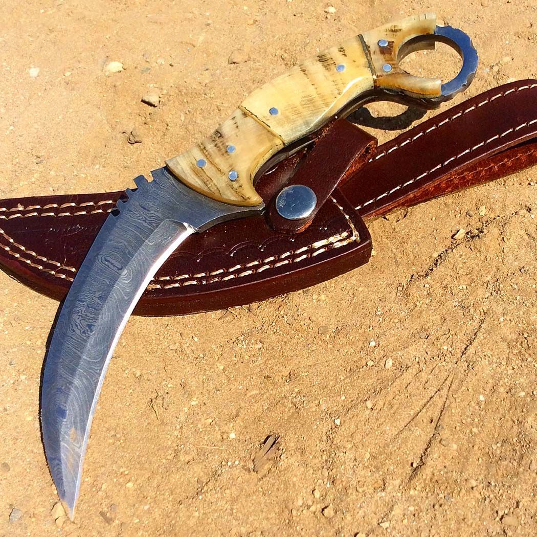 13176 8.5 in. Damascus Blade Ram Handle Hunting Knife with Leather Sheath