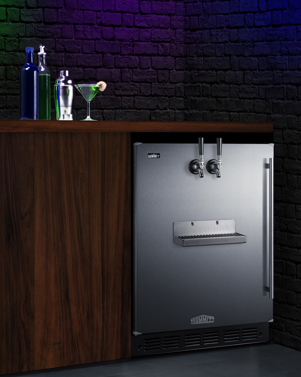 Picture of Summit Appliance SBC7BRSFRTPADALHD 24 in. Wide Front Tap Built-In Beer Kegerator&#44; Stainless Steel - ADA-Compliant