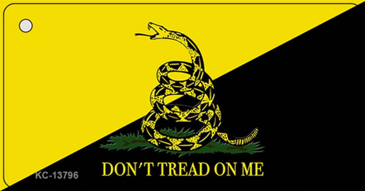 KC-13796 1.5 x 3 in. Dont Tread On Me Yellow & Black Novelty Metal Key Chain
