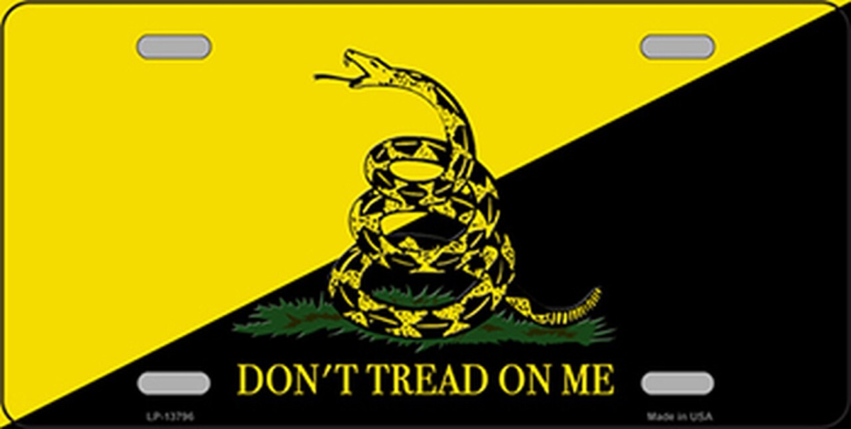 LP-13796 6 x 12 in. Dont Tread On Me Yellow & Black Novelty Metal License Plate