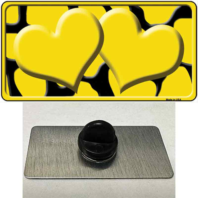 PIN-LP-2447 1.5 x 0.75 in. Yellow & Black Giraffe Centered Hearts Novelty Rectangle Metal Hat Pin