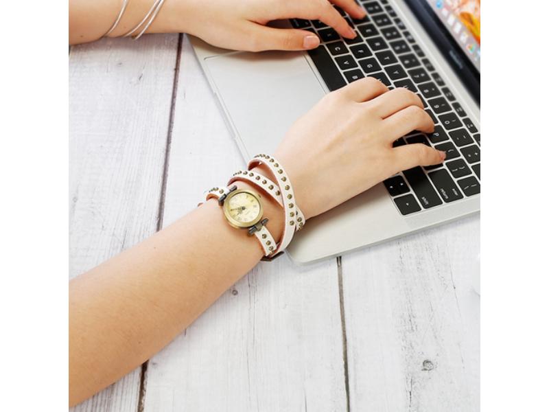 Picture of Fresh Fab Finds FFF-White-GPCT426 Fashionable Rivet Leather Belt Retro Watch Hand Chain&#44; White