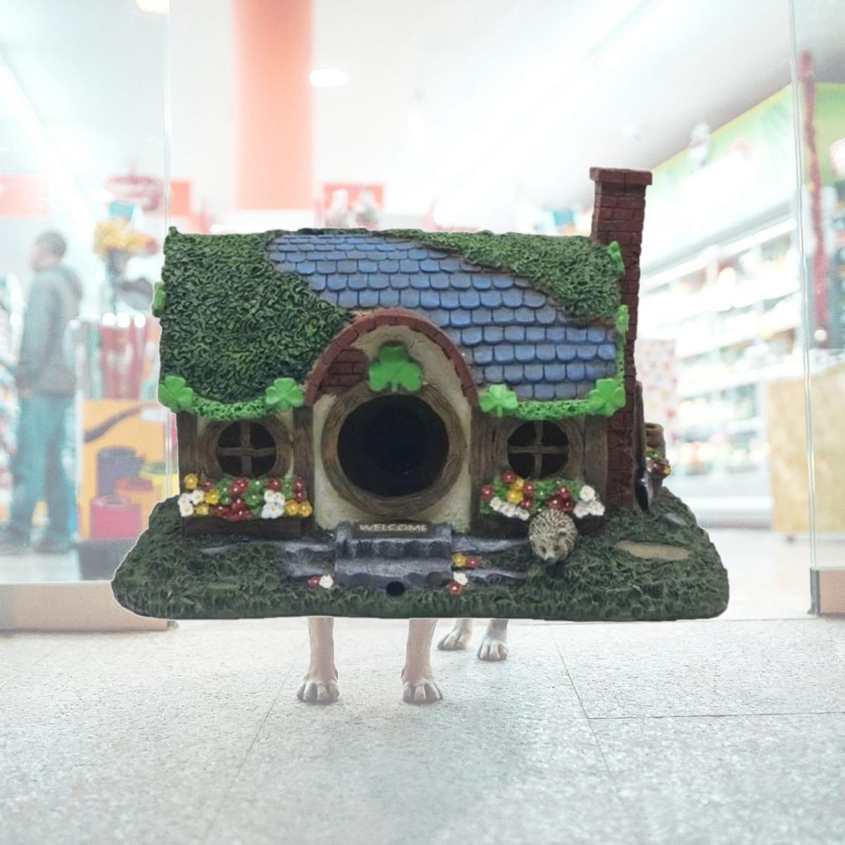 Picture of Santas Workshop 38620 9.5 in. Resin Irish Cottage Bird House