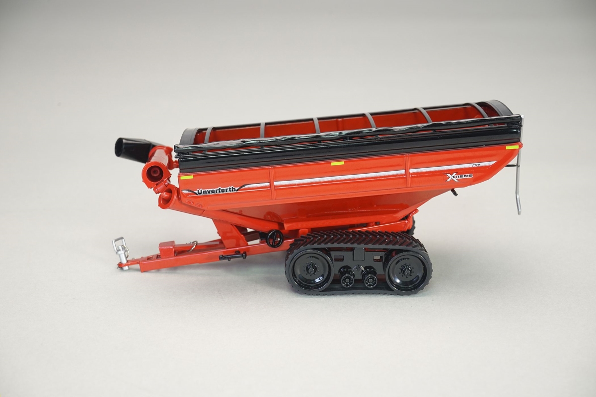 1-64 Scale X-Treme 1319 Auger Wagon Grain Cart with Tracks, Red