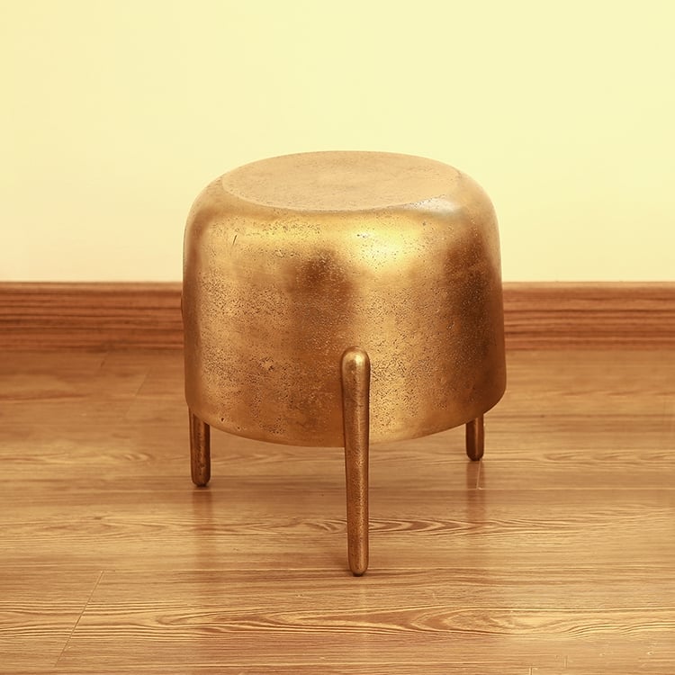 21035 14 x 14 x 14 in. Brass Finish 3 Legged Side Table