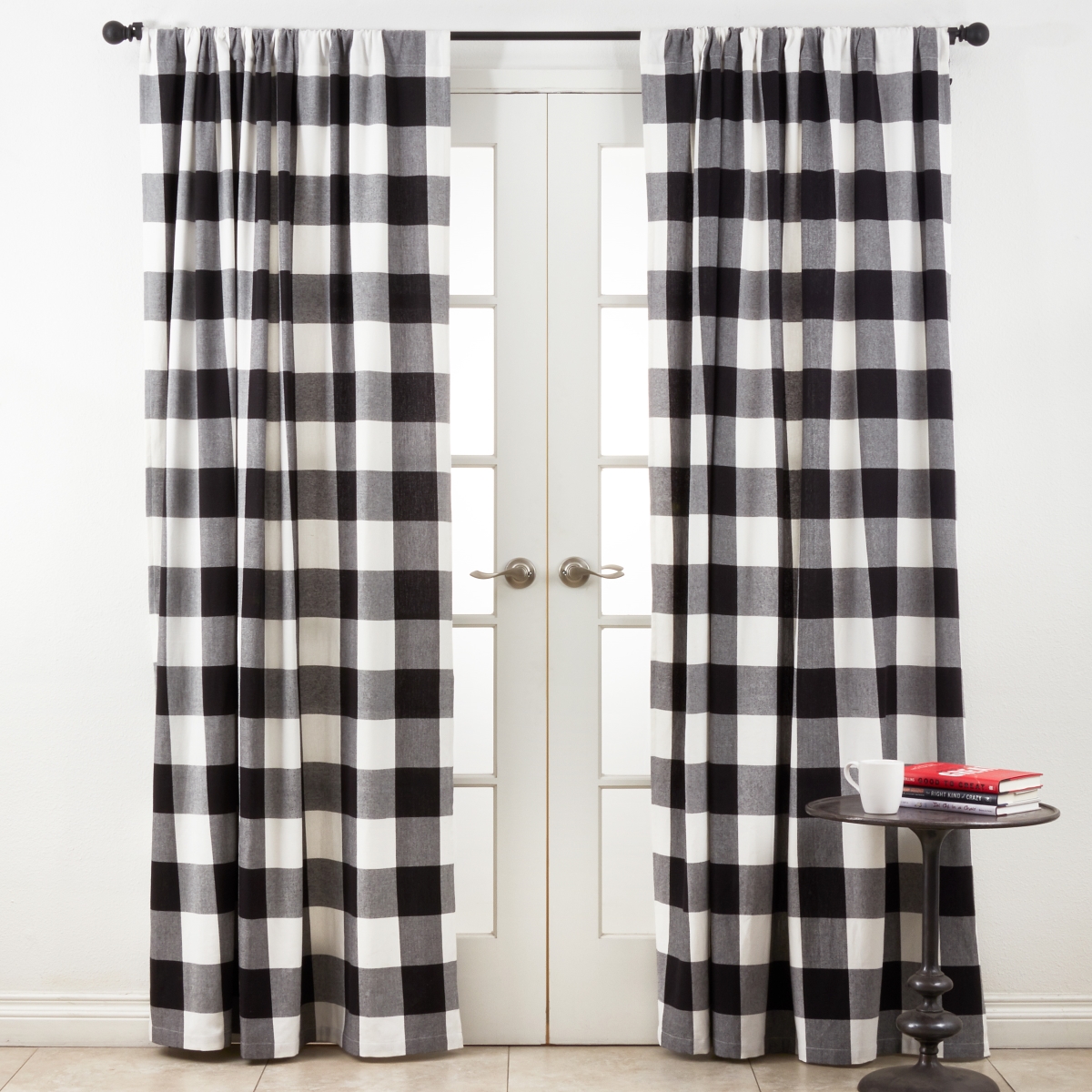 SARO 9025.BK54108 54 x 108 in. Cotton Buffalo Plaid Curtains - Black