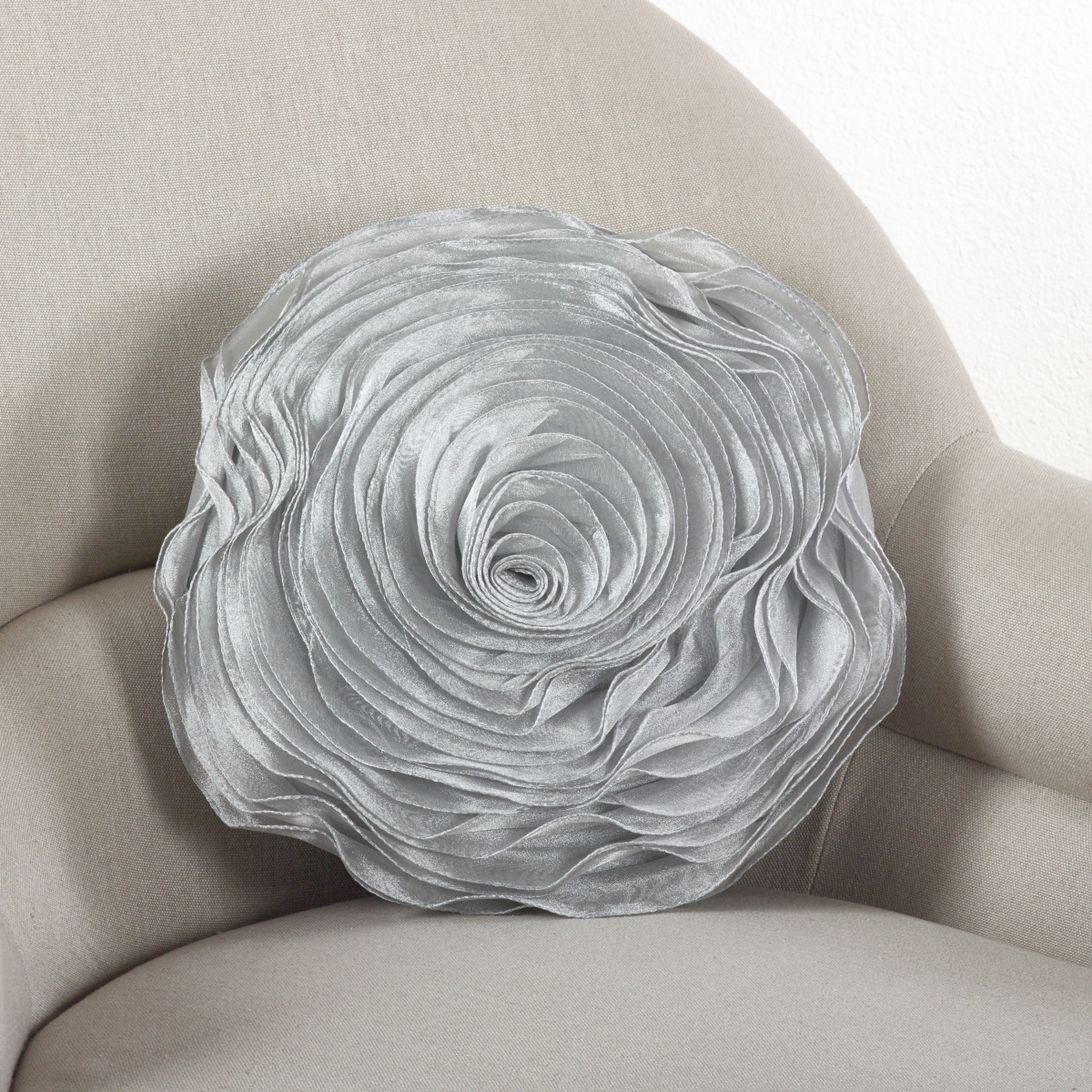 160.S13R 13 in. Rose Design Round Poly Filled Throw Pillow, Silver