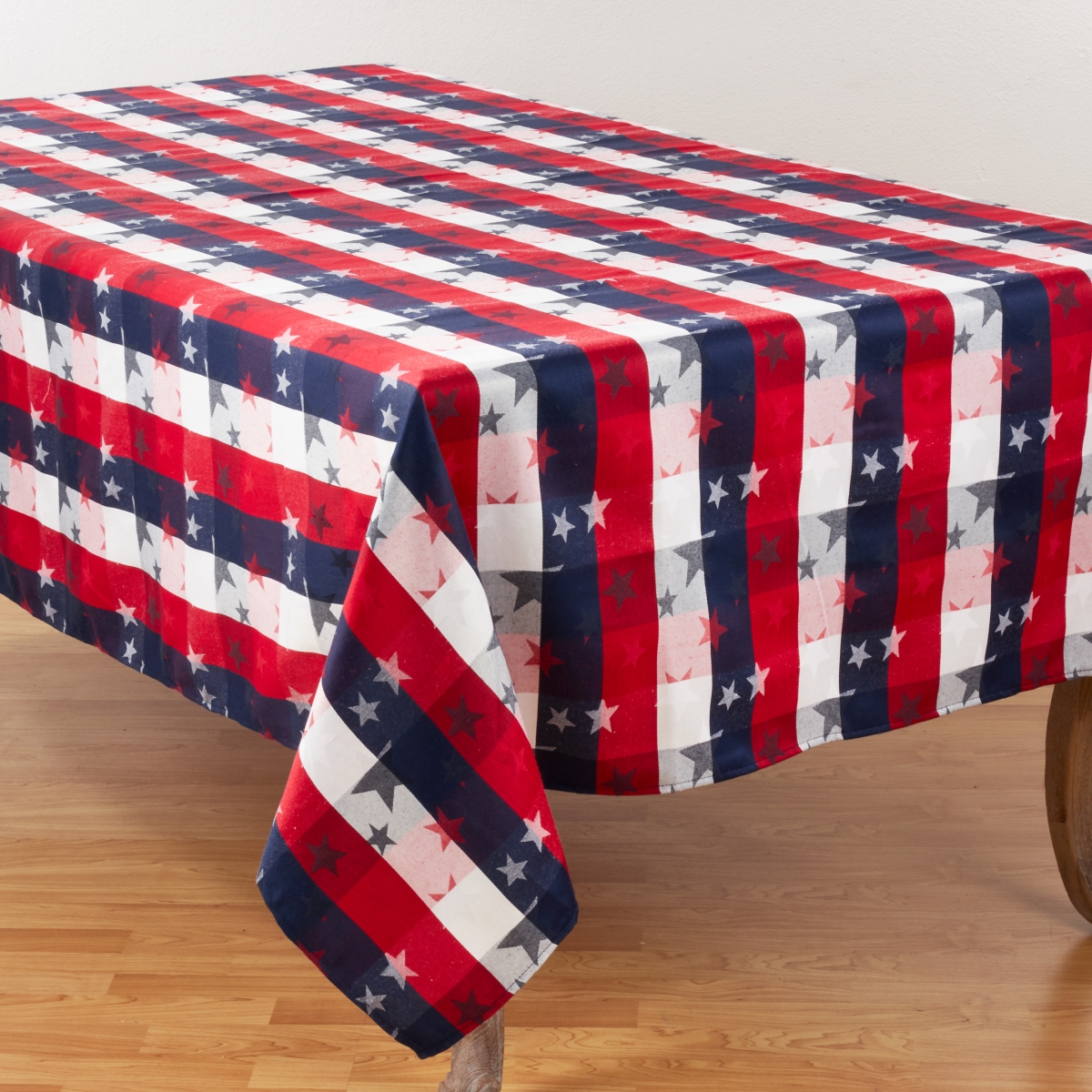 SARO  70 x 84 in. Rectangular Checkered & Stars Tablecloth - Multi Color