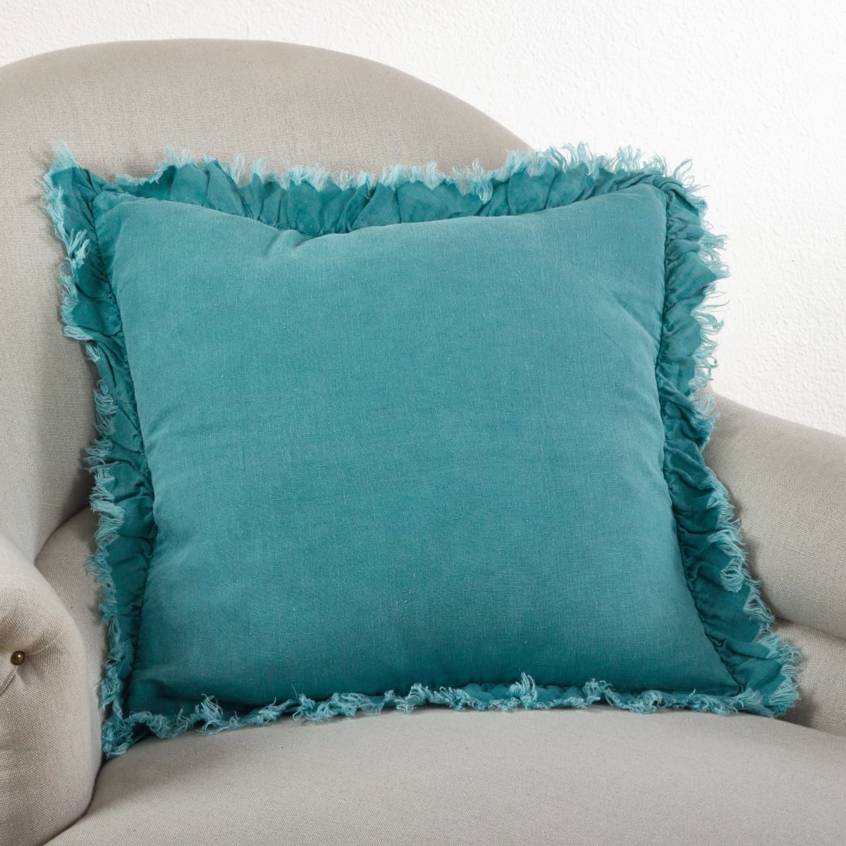 13069.SE24S 24 in. Ruffled Linen Down Filled Throw Pillow, Sea Green