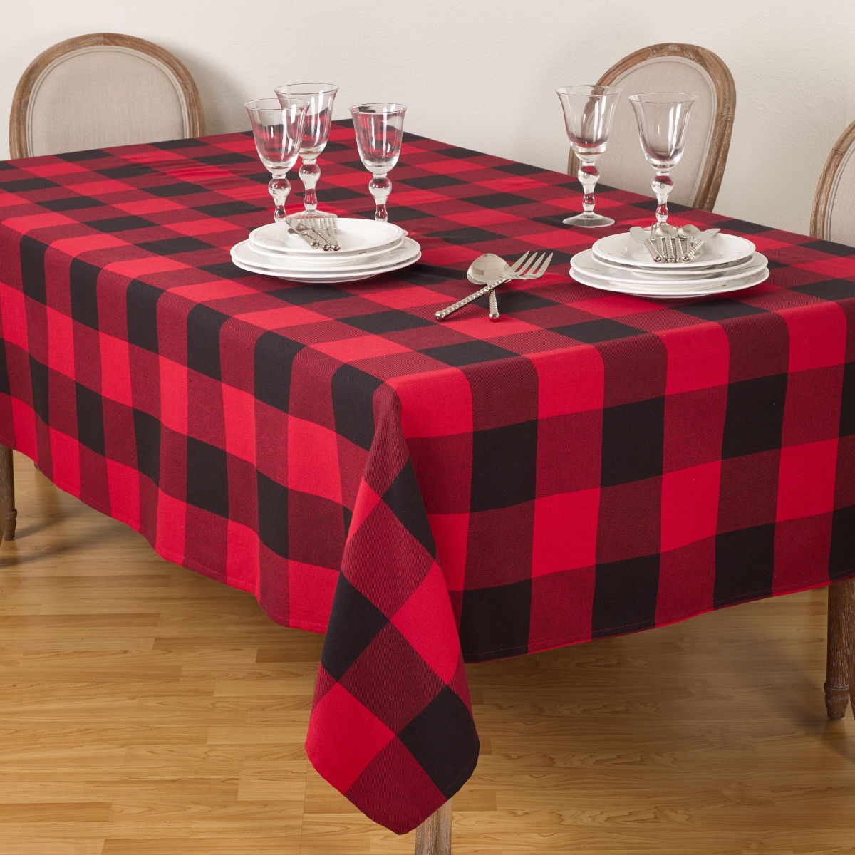 Picture of SARO 9025.R65160B 65 x 160 in. Rectangle Buffalo Plaid Check Pattern Design Cotton Tablecloth  Red